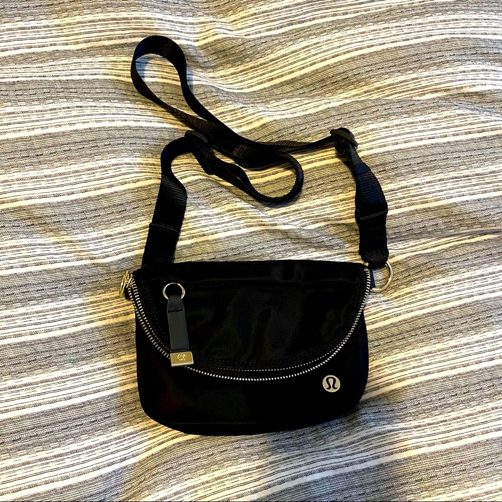 Lululemon All Night Festival Bag *Micro* NWOT